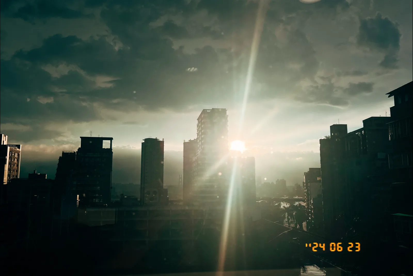 Cover of 雨後的向晚