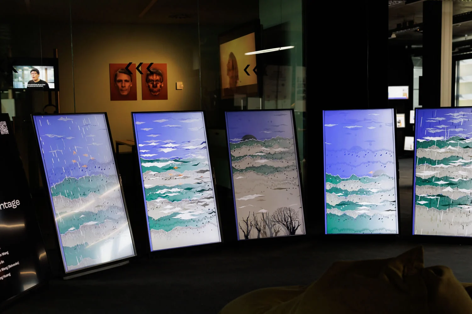 All five screens playing Summit