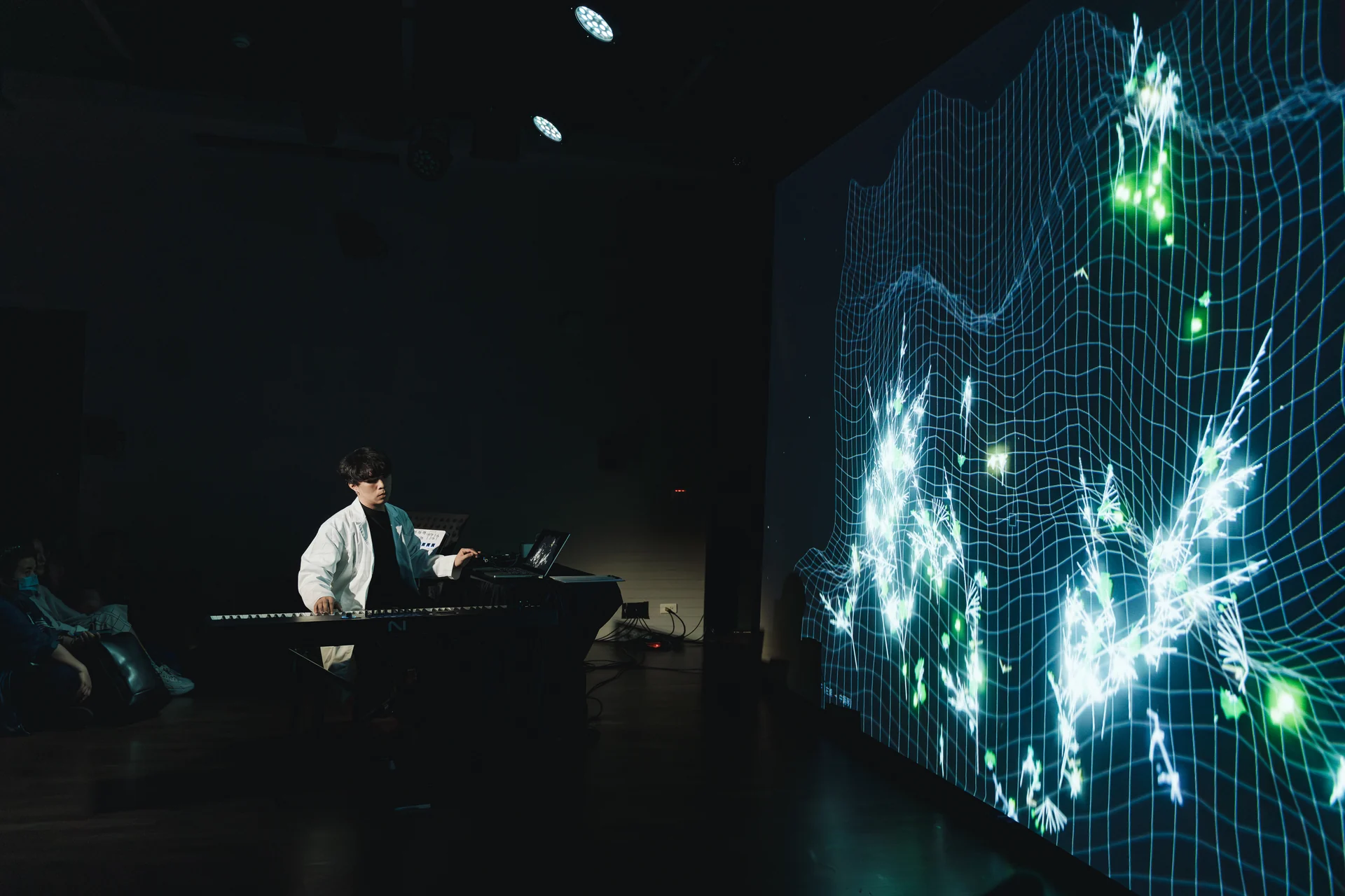 The Last Input premiere: A burst of green