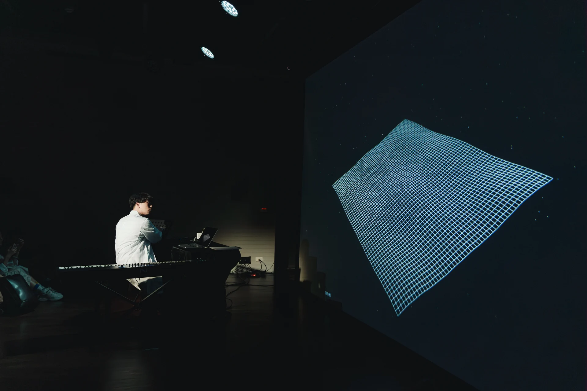 The Last Input premiere: Terrain carved out of white noise