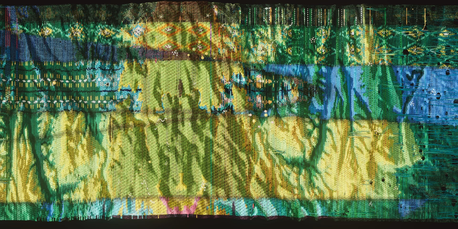 Ridges and valleys in the weave